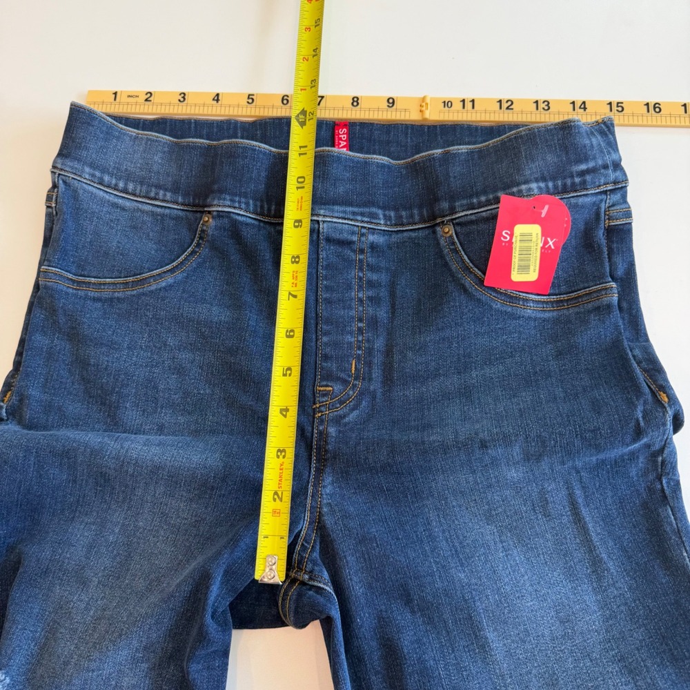 Spanx Distressed Denim Leggings Medium Wash Raw Hem 20203R Blue Large NWT - Picture 5 of 6